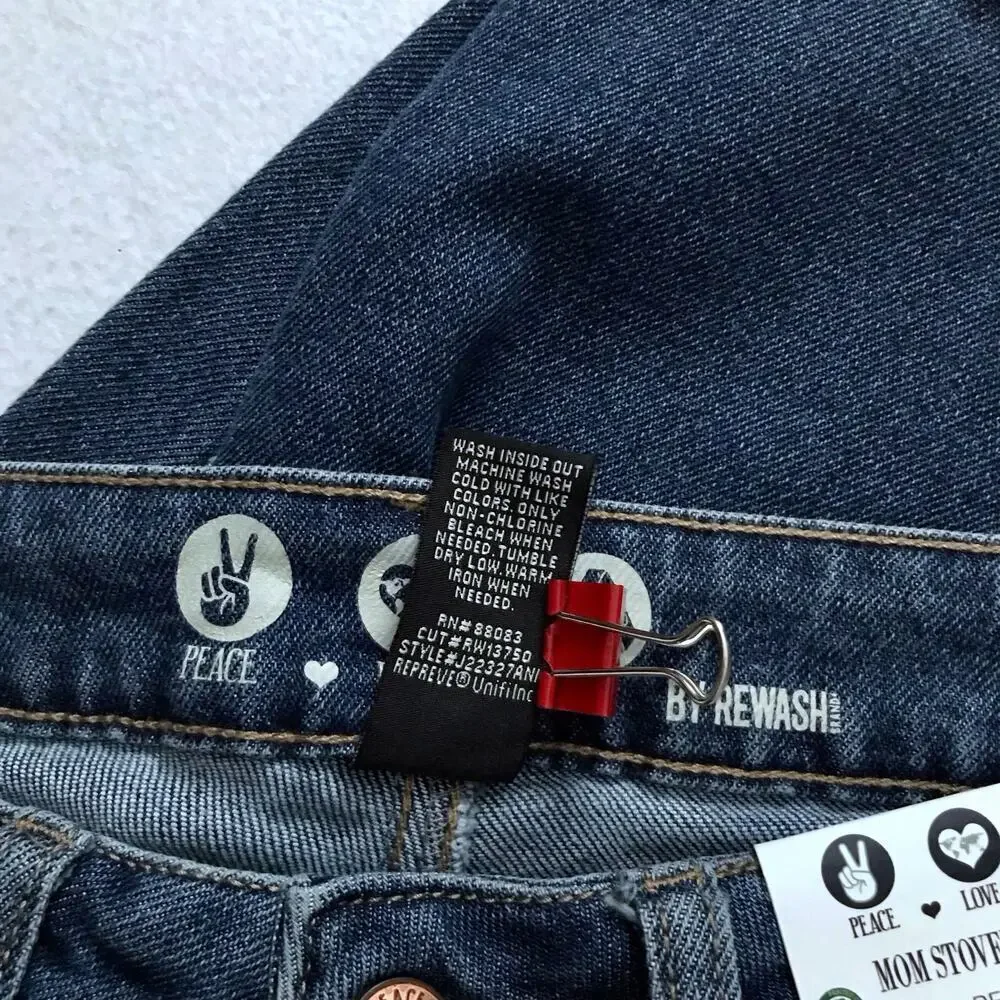 Rewash NWT Super High Rise Mom Jeans Juniors/Women 3/26